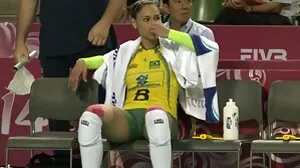 فيلم شفهي سيكس جامد مع رهيبة نعومي سوان من Dirty Flix