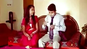الجنس مع الشعر الطويل مع سكس جامد اخوات قرنية Mia Trejsi من Dorcel Club