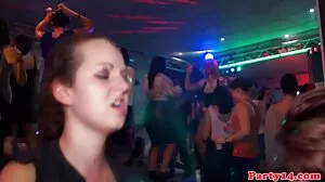 بلوندي فيسر