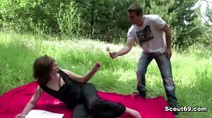 مشهد الساقين على الأكتاف مع تجديد ليف المغري من سكس مؤخره جامده Mofos
