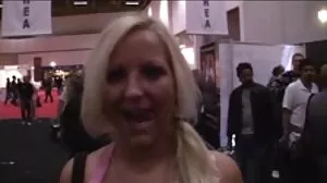 ضجة شفوية مع المحافظ نيكي بليك من ملوك الواقع سكس بوس جامد